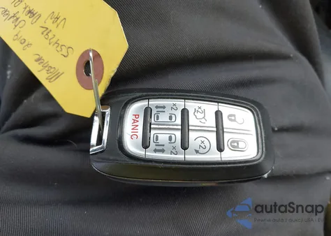 2019 Chrysler Pacifica Touring L z USA, uszkodzony, nr VIN 2C4RC1BG0KR554792